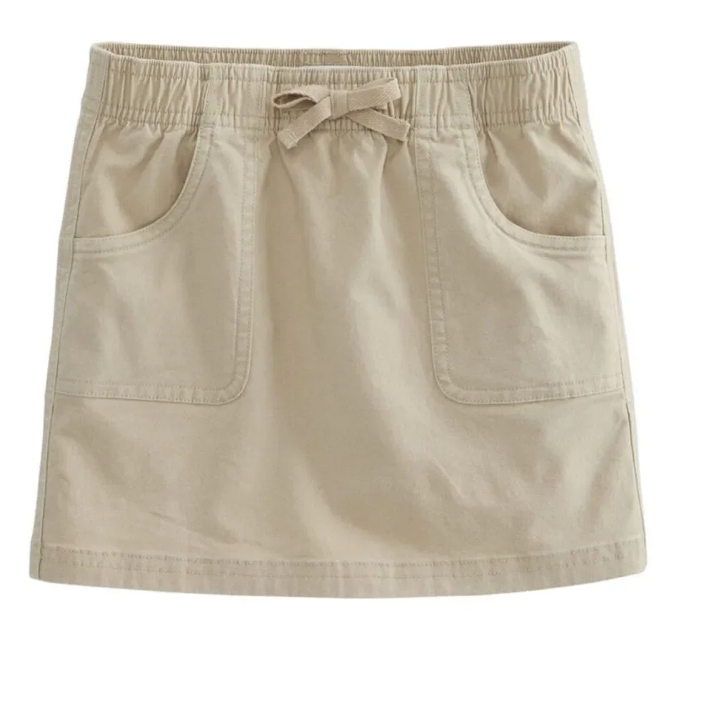 NWT New VINEYARD VINES Khaki Sand Elastic Waist Skirt Whale Logo Girls 8